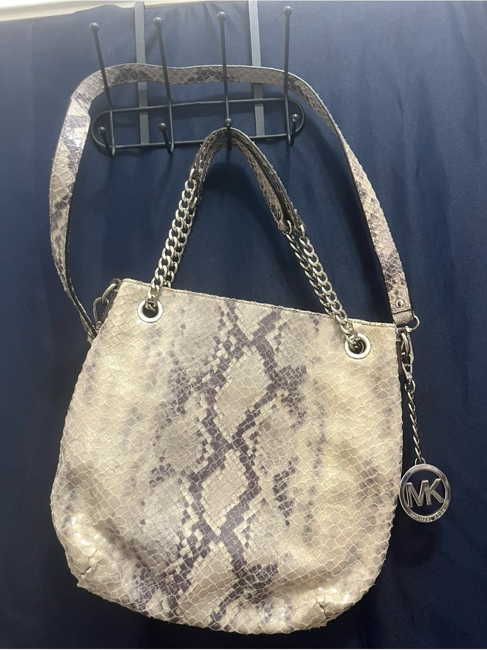 Python-Embossed Shoulder Bag in Metallic Gray - Picture 2 of 5